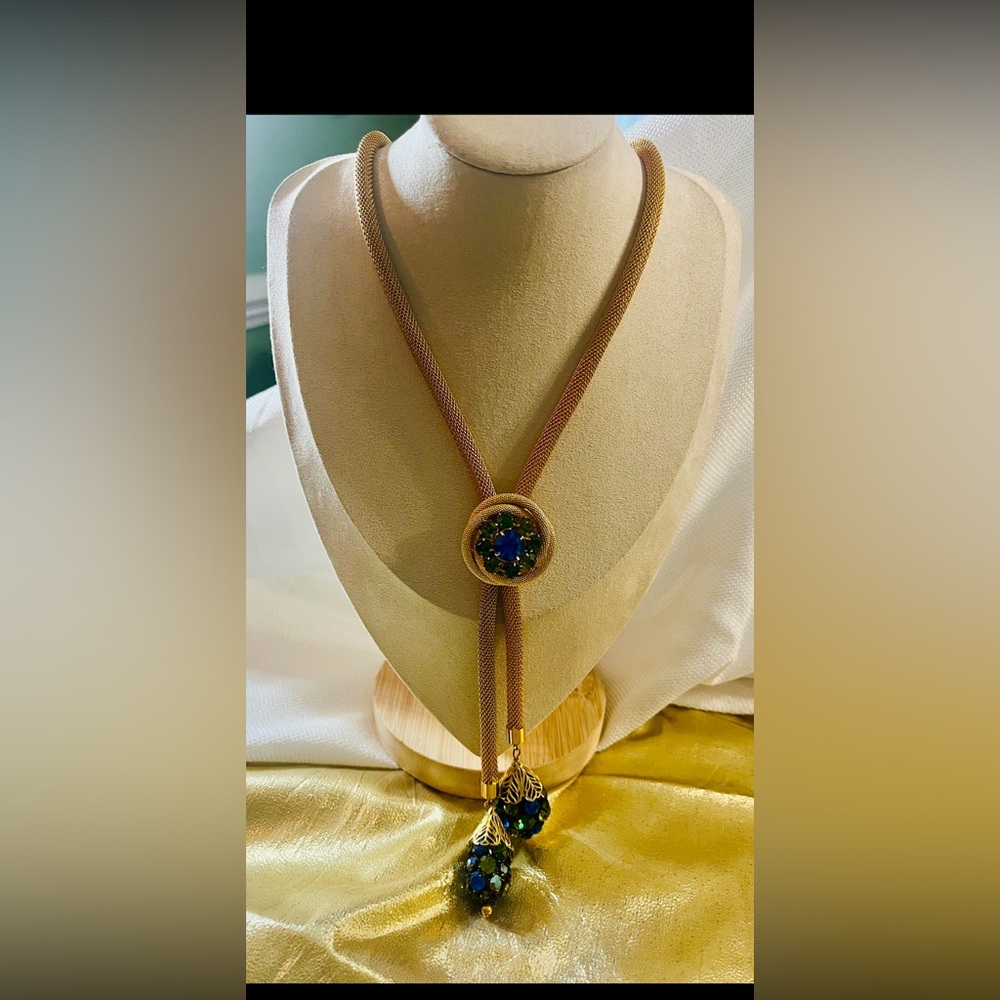 Elegant Gold and Green Necklace with Crystal Accents